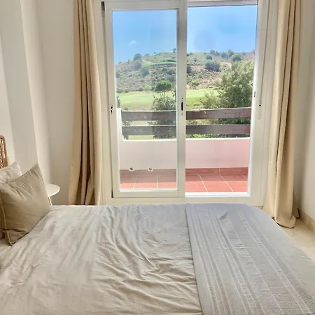 Calanova Grand Golf 2 Bed - Golf Course Views * Malaga